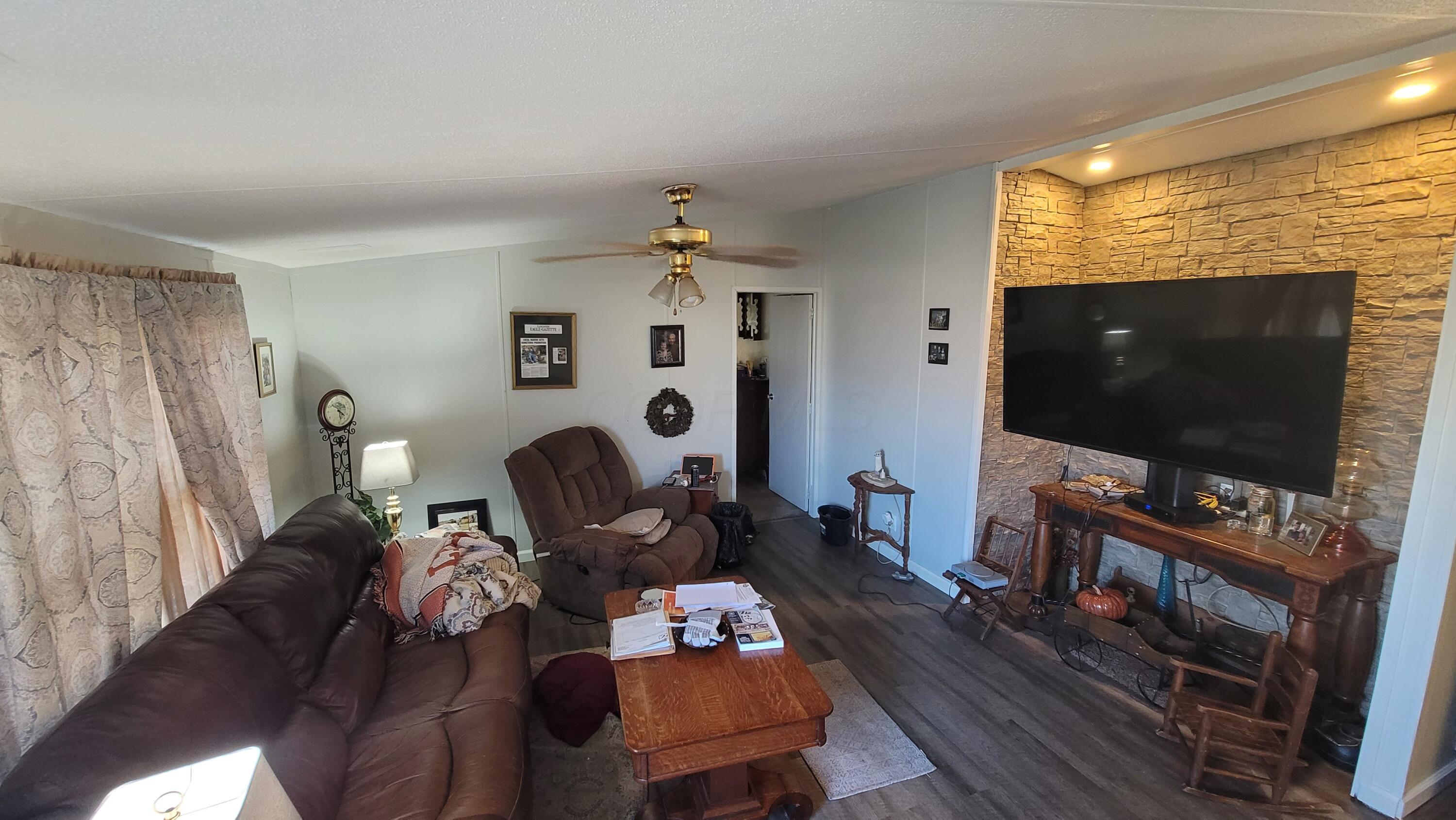 13231 Pine Road, Thornville, Ohio image 2
