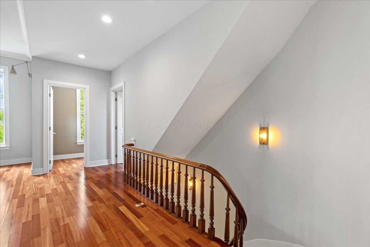 Columbus, Ohio 43206, United States, 2 Bedrooms Bedrooms, ,3 BathroomsBathrooms,Residential,Coming Soon,146512