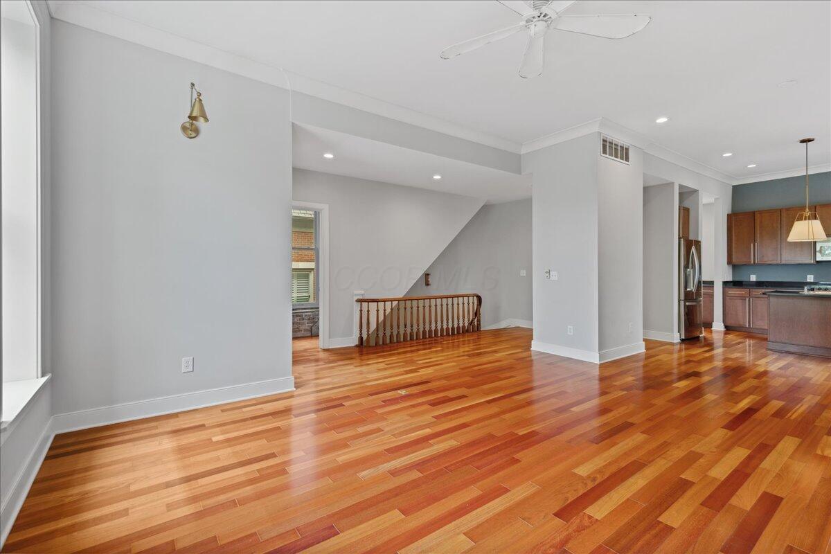 Columbus, Ohio 43206, United States, 2 Bedrooms Bedrooms, ,3 BathroomsBathrooms,Residential,Coming Soon,146512