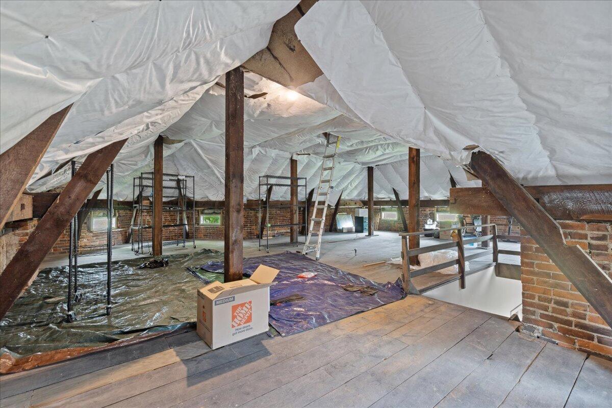 Columbus, Ohio 43206, United States, 2 Bedrooms Bedrooms, ,3 BathroomsBathrooms,Residential,Coming Soon,146512