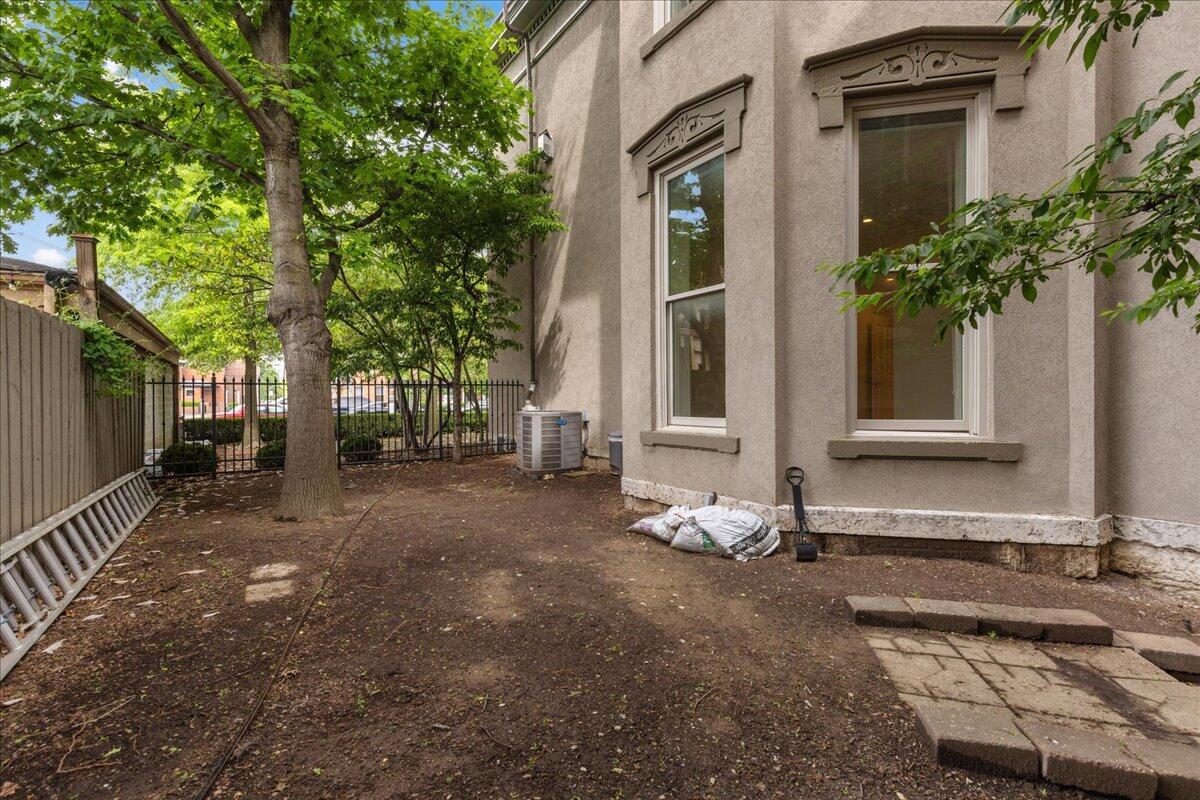 Columbus, Ohio 43206, United States, 2 Bedrooms Bedrooms, ,3 BathroomsBathrooms,Residential,Coming Soon,146512