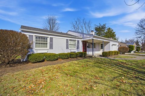 Photo of 936 Havendale Drive, Columbus, OH 43220 (MLS # 226005746)