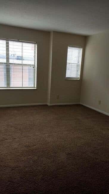 Tiny photo for 18 W Russell Street, Columbus, OH 43215 (MLS # 226021857)