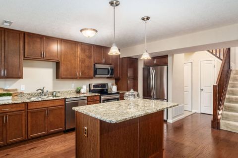 Tiny photo for 937 Governors Circle, Lancaster, OH 43130 (MLS # 225044877)