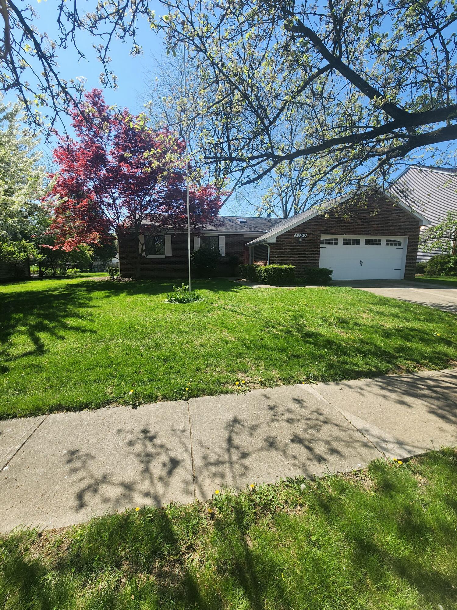 3795 Dinsmore Castle Drive, Columbus, Ohio image 2
