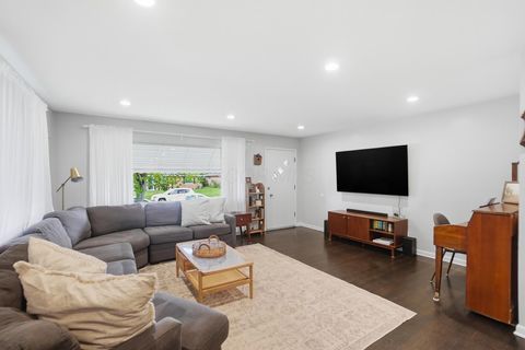 Tiny photo for 2691 Kenny Lane, Grove City, OH 43123 (MLS # 226014286)