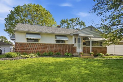 Tiny photo for 2691 Kenny Lane, Grove City, OH 43123 (MLS # 226014286)