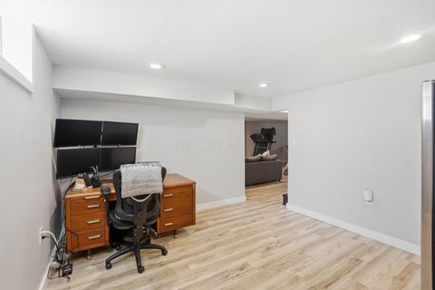 Tiny photo for 2691 Kenny Lane, Grove City, OH 43123 (MLS # 226014286)