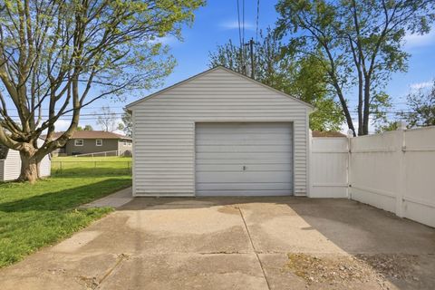 Tiny photo for 2691 Kenny Lane, Grove City, OH 43123 (MLS # 226014286)