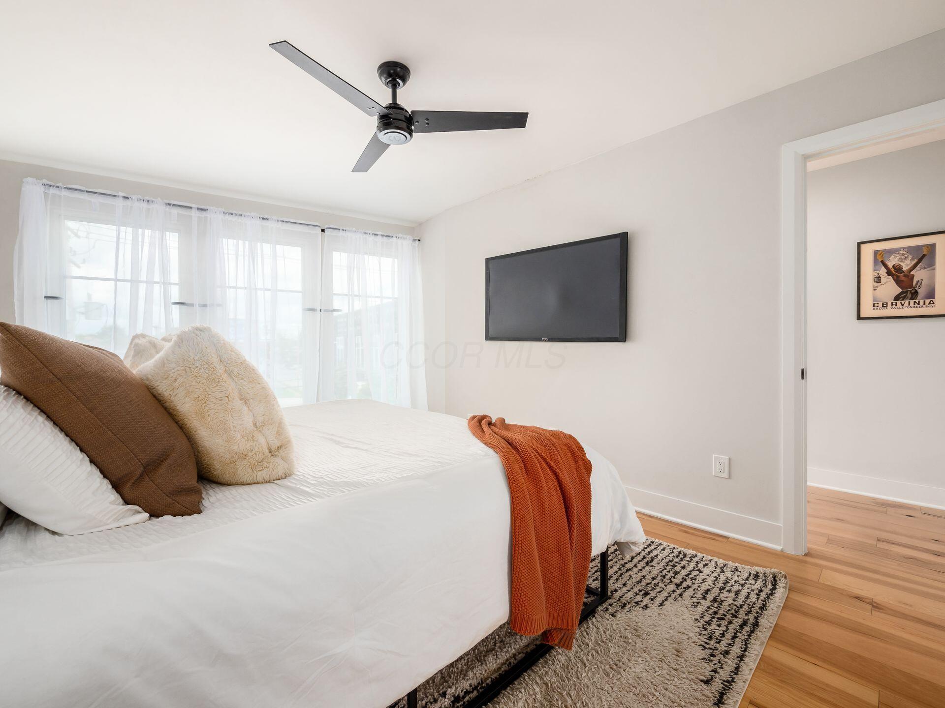 201 E 5th Avenue, Columbus, Ohio image 34