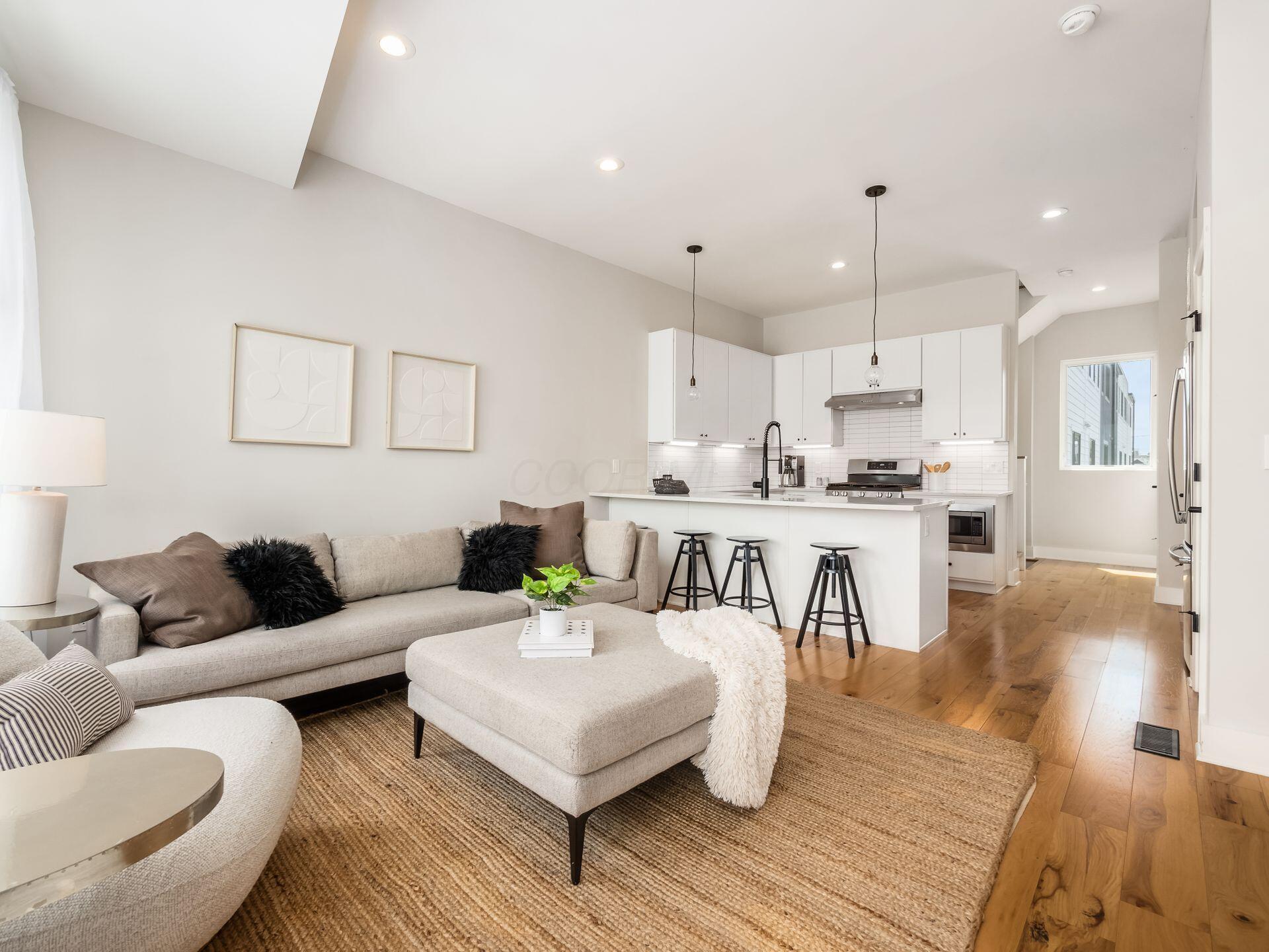 201 E 5th Avenue, Columbus, Ohio image 15