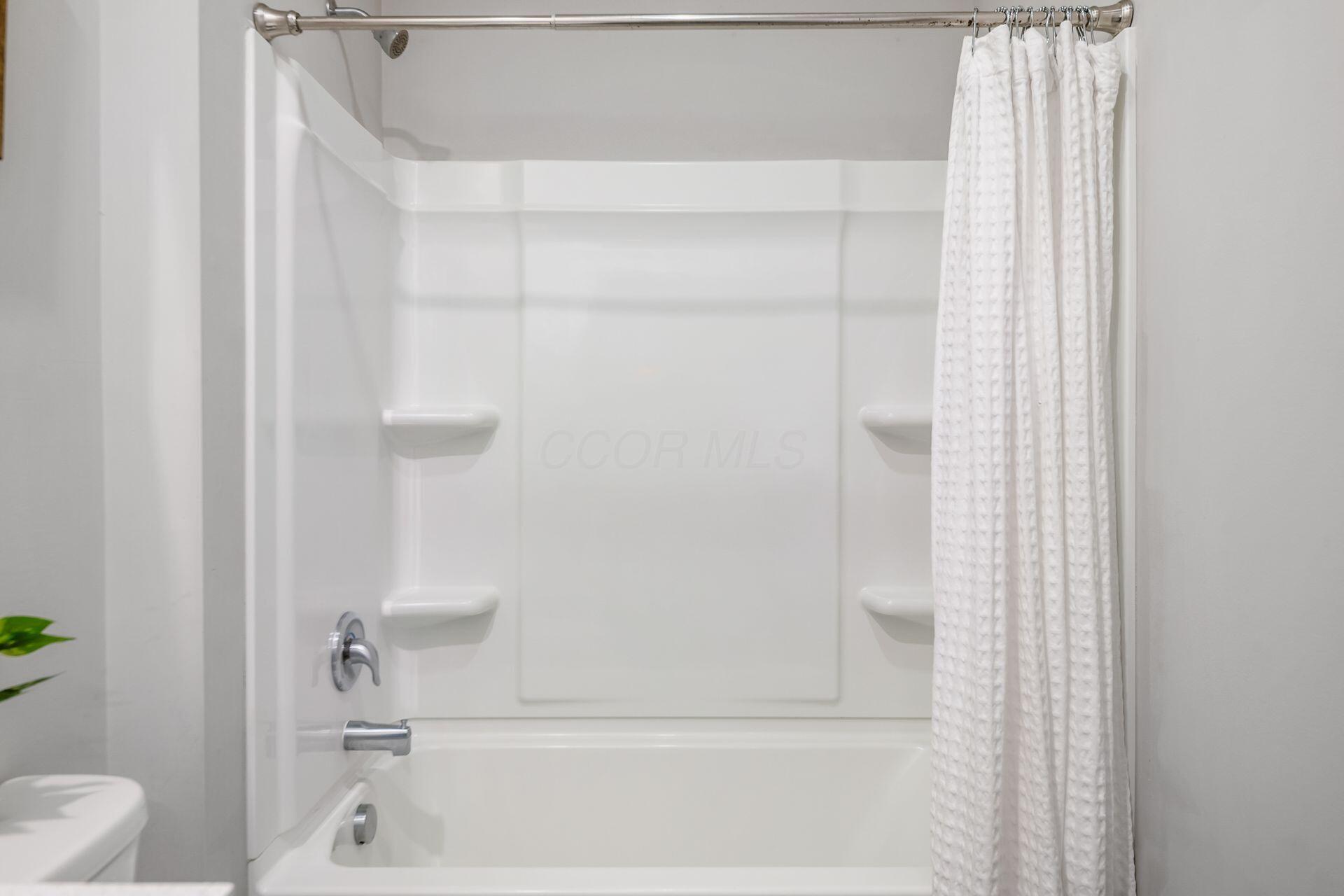 261 Mannaseh Drive, Granville, Ohio image 36