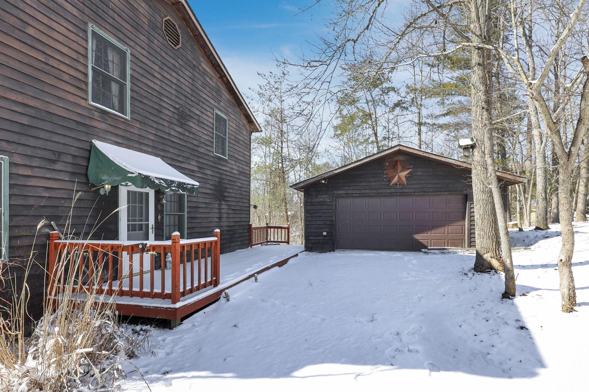 2098 Maya Lane, Sugar Grove, Ohio image 6