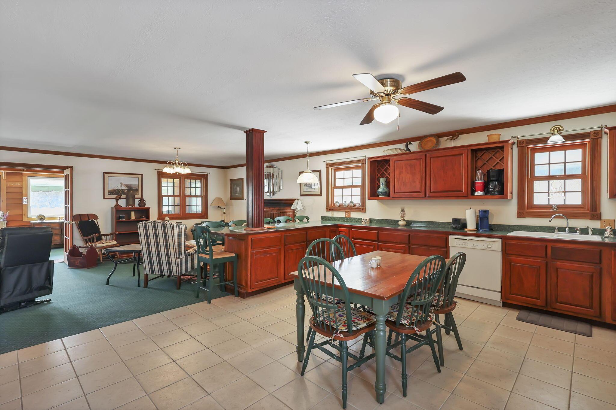 2098 Maya Lane, Sugar Grove, Ohio image 15