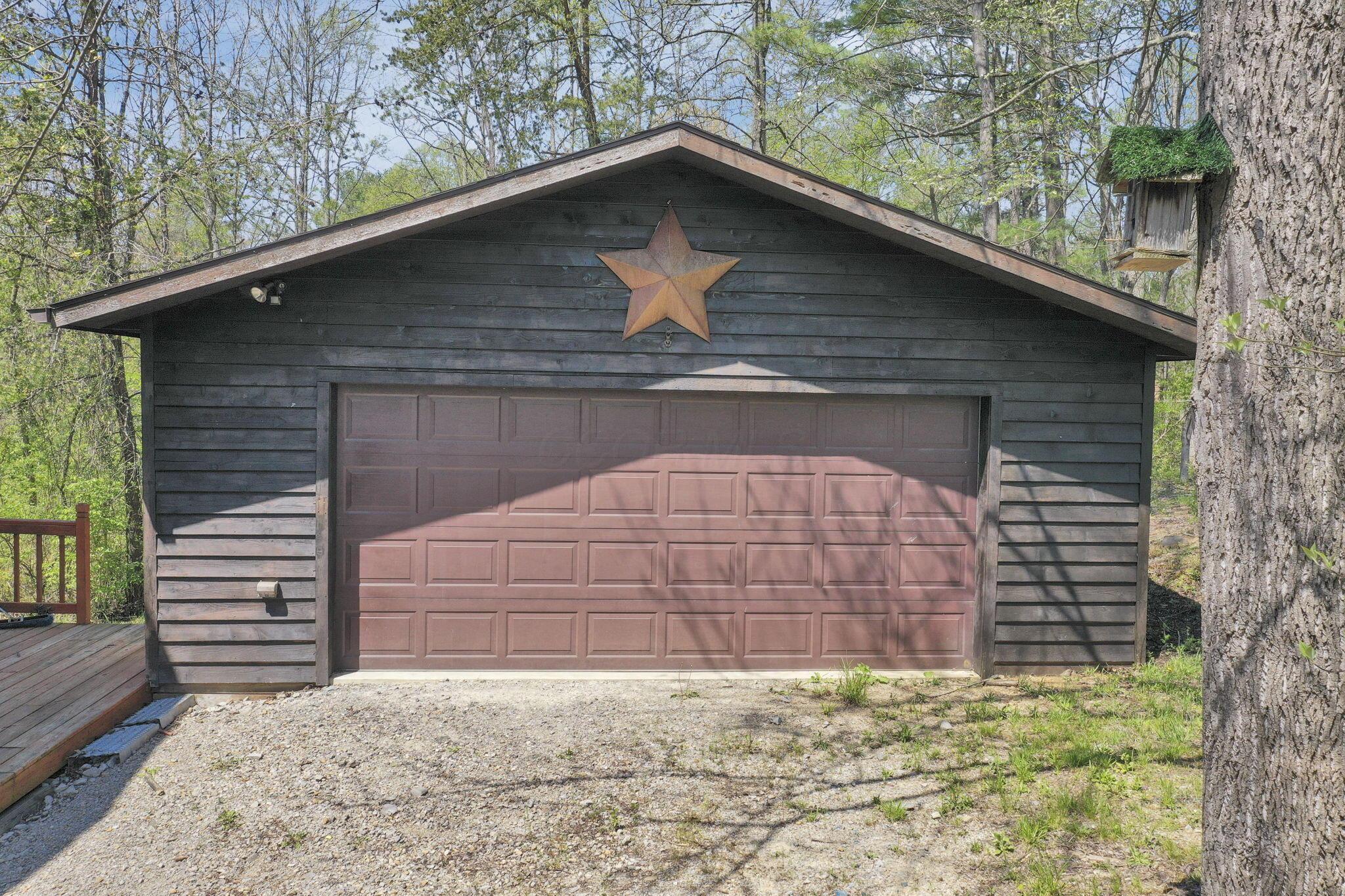2098 Maya Lane, Sugar Grove, Ohio image 6