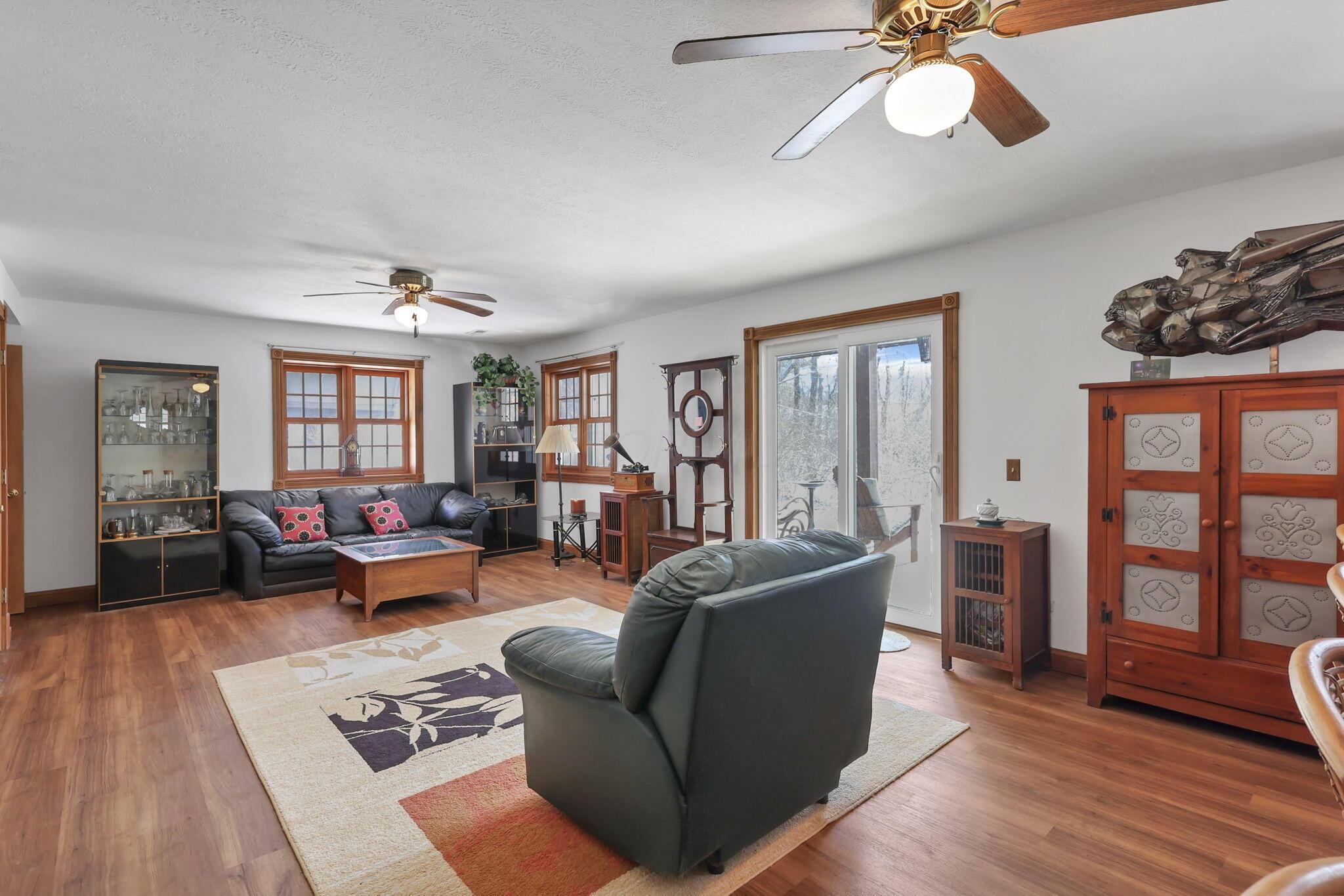 2098 Maya Lane, Sugar Grove, Ohio image 32
