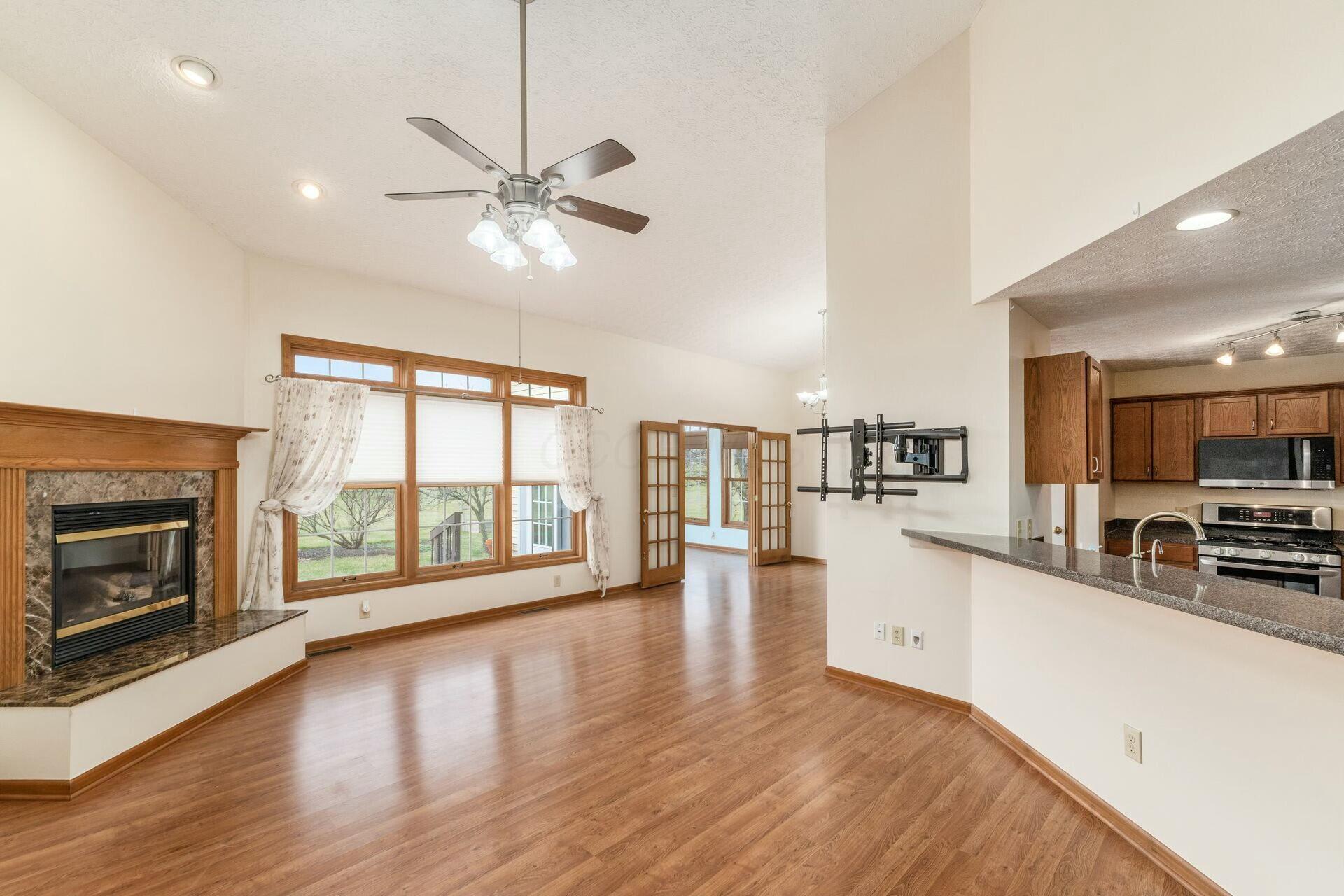 10555 Red Fox Street, Canal Winchester, Ohio image 2