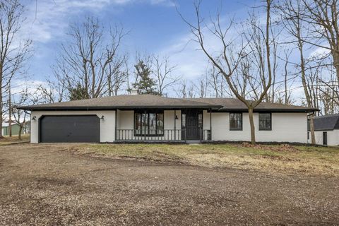 Photo of 5289 Hazelton-Etna Road SW, Pataskala, OH 43062 (MLS # 226008358)