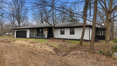 Photo of 5289 Hazelton-Etna Road SW, Pataskala, OH 43062 (MLS # 226008358)