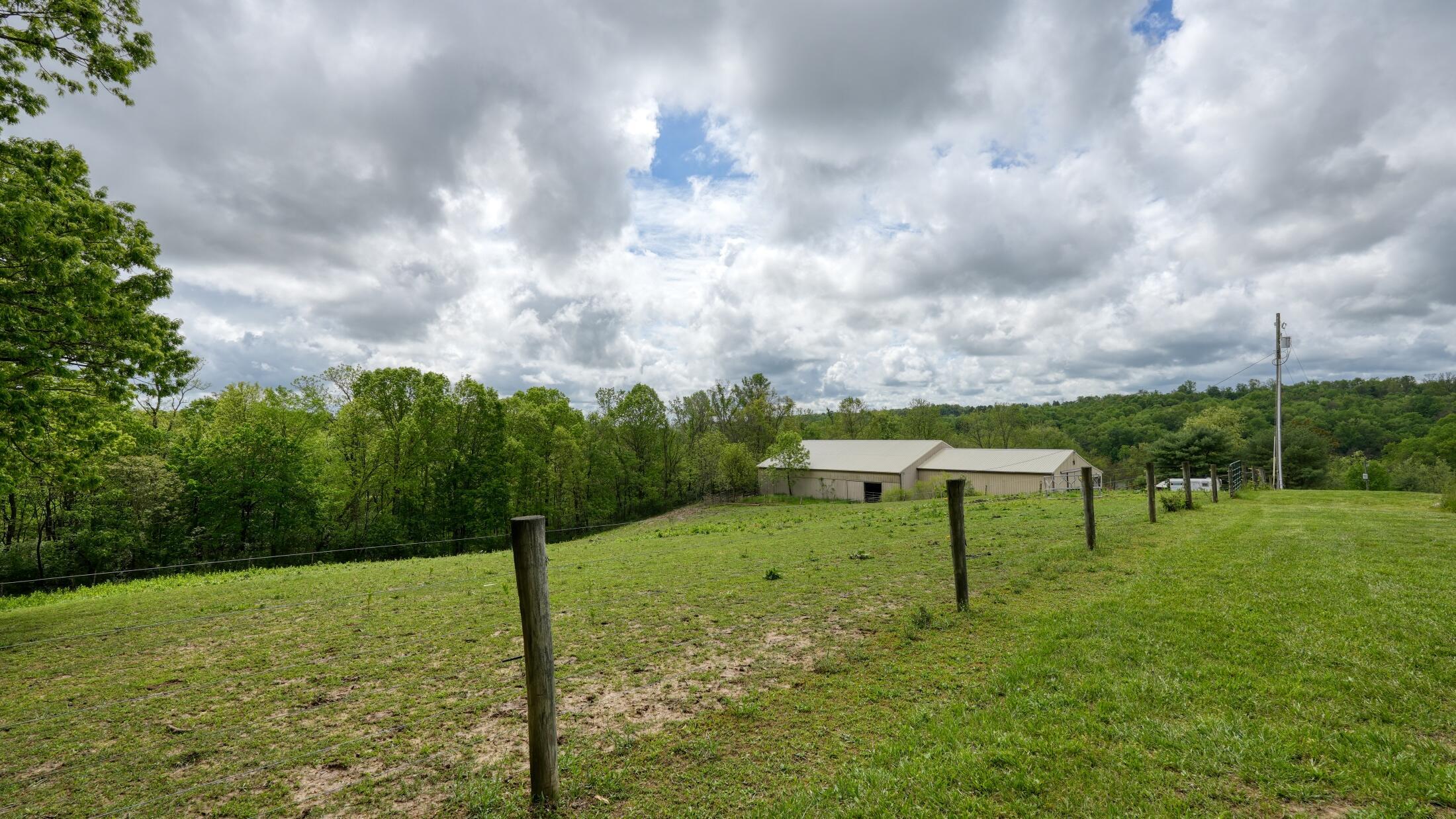 2631 Coopermill Road, Zanesville, Ohio image 45