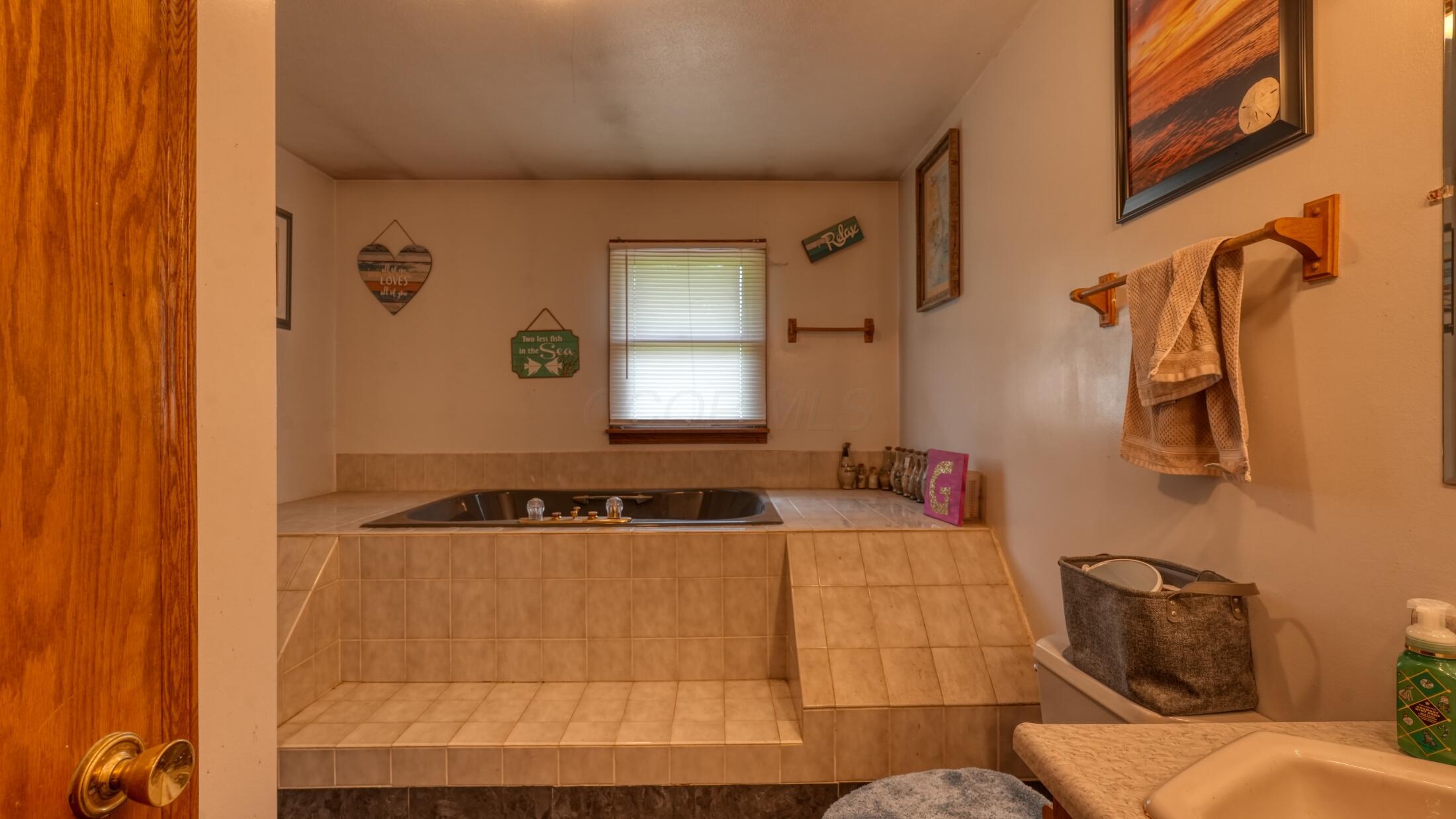 2631 Coopermill Road, Zanesville, Ohio image 15