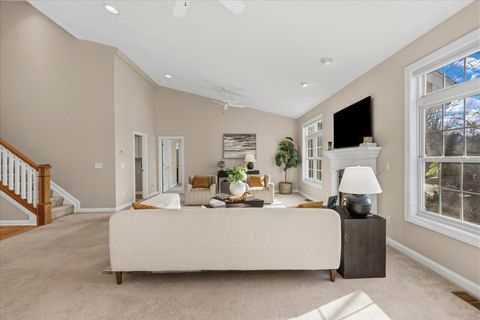 Tiny photo for 45 E California Avenue, Columbus, OH 43202 (MLS # 226002779)