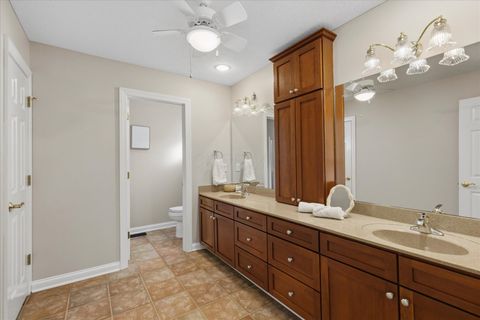 Tiny photo for 45 E California Avenue, Columbus, OH 43202 (MLS # 226002779)