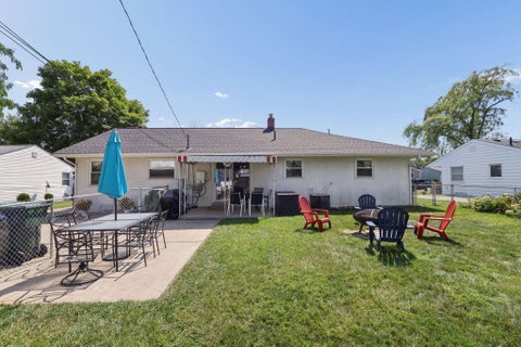 Tiny photo for 3158 Race Street, Columbus, OH 43204 (MLS # 226033895)