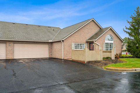 Photo of 8482 Taylor Chase Drive, Reynoldsburg, OH 43068 (MLS # 225041328)