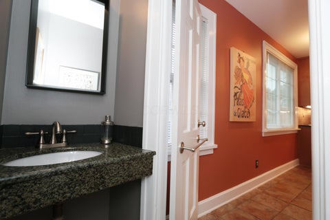 Tiny photo for 188 Montrose Way, Columbus, OH 43214 (MLS # 226036061)