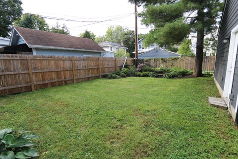 Tiny photo for 188 Montrose Way, Columbus, OH 43214 (MLS # 226036061)