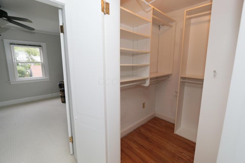 Tiny photo for 188 Montrose Way, Columbus, OH 43214 (MLS # 226036061)