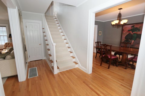Tiny photo for 188 Montrose Way, Columbus, OH 43214 (MLS # 226036061)