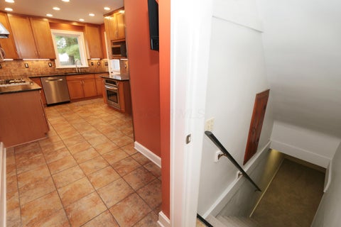 Tiny photo for 188 Montrose Way, Columbus, OH 43214 (MLS # 226036061)