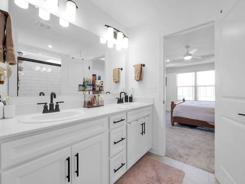 Tiny photo for 2003 Broccoli Drive, Hilliard, OH 43026 (MLS # 225040587)