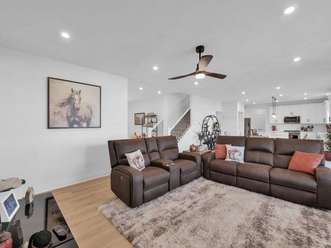 Tiny photo for 2003 Broccoli Drive, Hilliard, OH 43026 (MLS # 225040587)