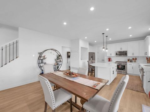 Tiny photo for 2003 Broccoli Drive, Hilliard, OH 43026 (MLS # 225040587)