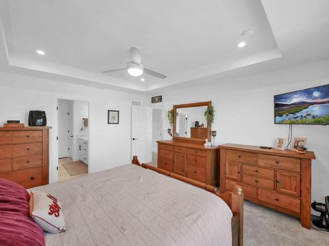 Tiny photo for 2003 Broccoli Drive, Hilliard, OH 43026 (MLS # 225040587)