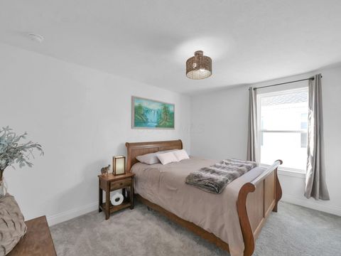 Tiny photo for 2003 Broccoli Drive, Hilliard, OH 43026 (MLS # 225040587)