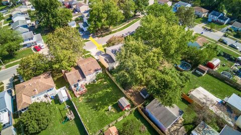 Tiny photo for 3463 Green Meadows Street, Columbus, OH 43207 (MLS # 225037193)