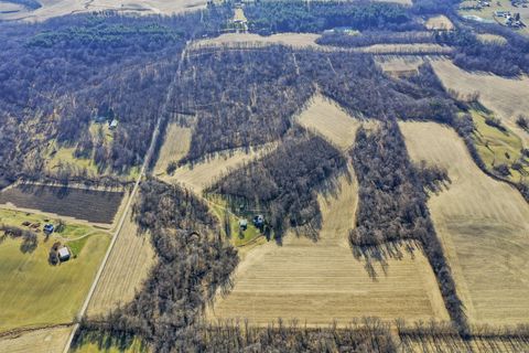 Photo of 0 Lonesome Road NW LOT 2 #LOT 2, Thornville, OH 43076 (MLS # 225046271)