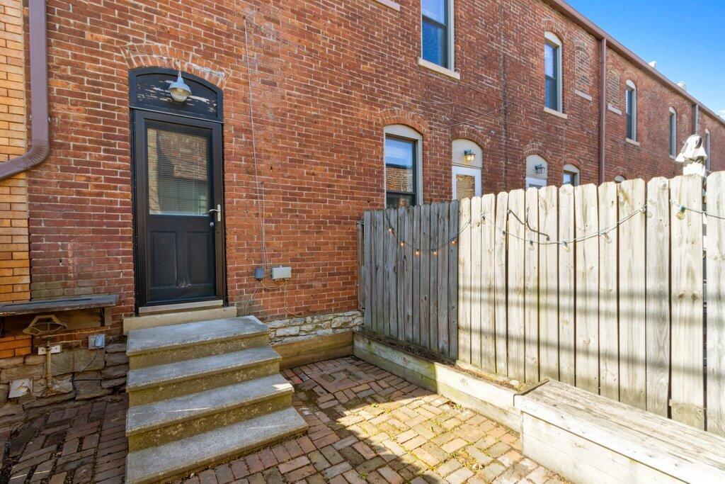 210 Warren Street, Columbus, Ohio image 24