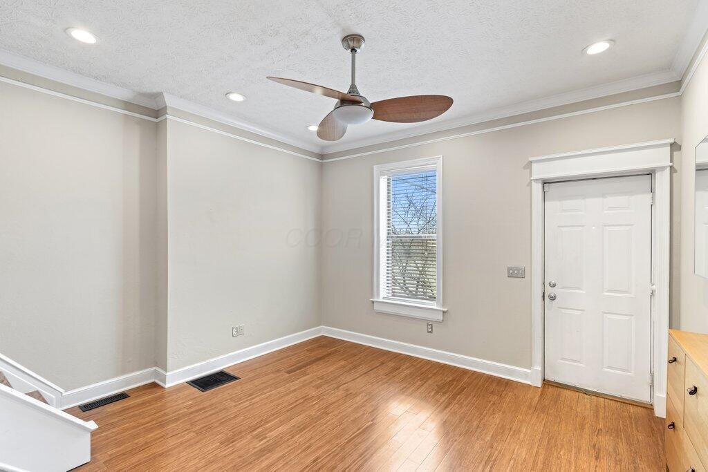 210 Warren Street, Columbus, Ohio image 9