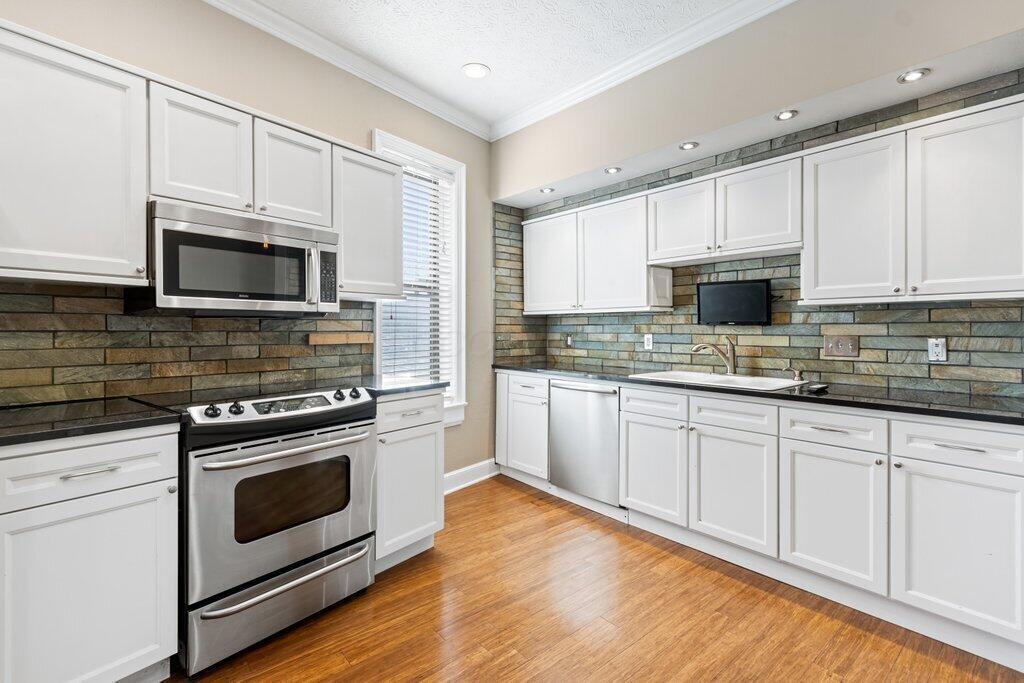 210 Warren Street, Columbus, Ohio image 1