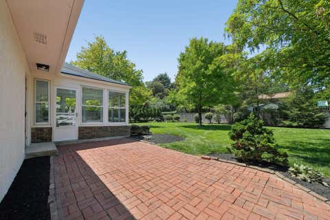 Tiny photo for 2929 Pickwick Drive, Columbus, OH 43221 (MLS # 226029476)