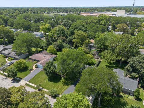 Tiny photo for 2929 Pickwick Drive, Columbus, OH 43221 (MLS # 226029476)