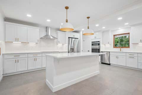 Tiny photo for 2929 Pickwick Drive, Columbus, OH 43221 (MLS # 226029476)