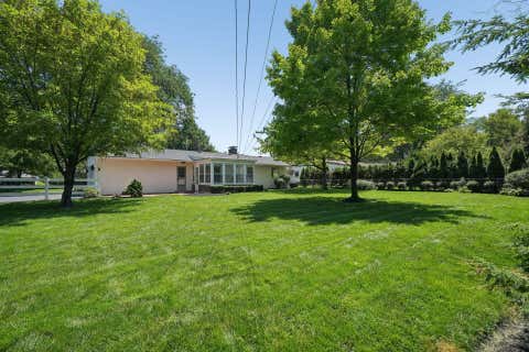 Tiny photo for 2929 Pickwick Drive, Columbus, OH 43221 (MLS # 226029476)