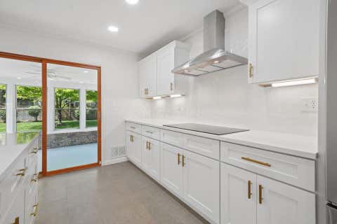 Tiny photo for 2929 Pickwick Drive, Columbus, OH 43221 (MLS # 226029476)
