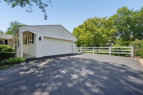Tiny photo for 2929 Pickwick Drive, Columbus, OH 43221 (MLS # 226029476)